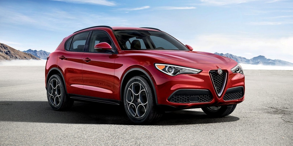 STELVIO_BASE_GAL_HI_05.jpg STELVIO_BASE_GAL_HI_05.jpg