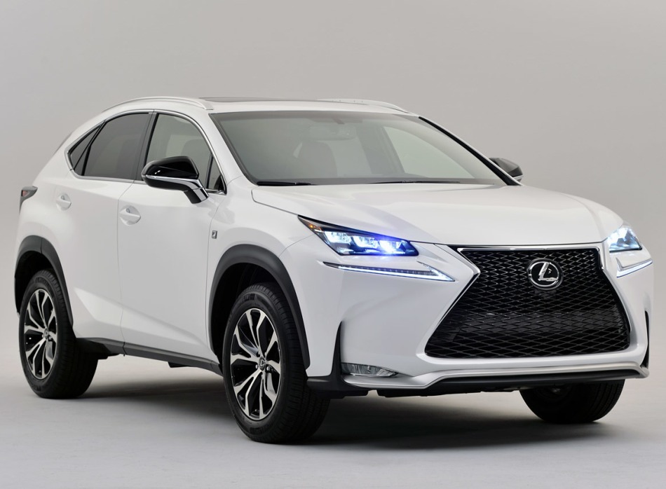 krossover-lexus.jpg